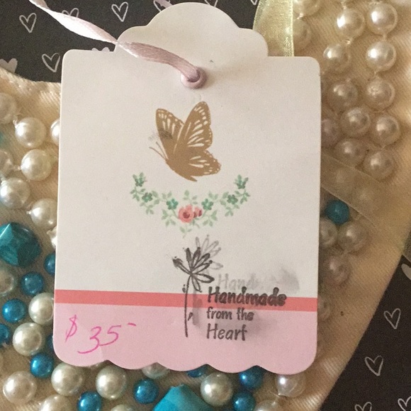 Pearl and blue bib - Picture 3 of 4